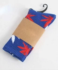 Merkloos Wiet Sokken - Cannabis Sokken - Hemp Leaf Socks - Skate Sokken - Rasta Sokken – Hennep Sokken – Wietsokken - Wiet Grinder - Sokken - Feest Sokken - Blauw/Wit/Rood