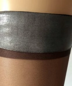 Aristoc 10 Denier Retro Backseam Hold Ups - Choco/Gold - S/M - -beenmode Verkoop 550x530 2