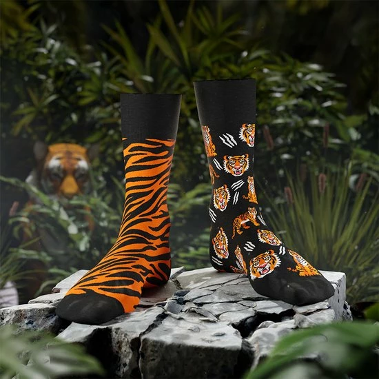 Many Mornings Unisex Sokken - Feet Of The Tiger - Unisex - Maat: 35-38 2 Many Mornings Unisex Sokken - Feet Of The Tiger - Unisex - Maat: 35-38 - Afbeelding 2