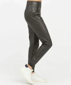 Spanx 20283R Like-Leather Jogger Pants Q3-21 -beenmode Verkoop 550x691 2