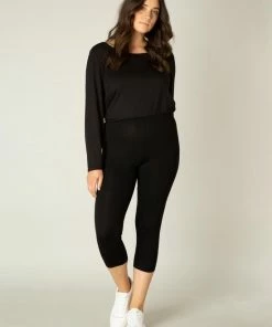 BASE LEVEL CURVY Audrey Legging - Black - Maat 3(52)