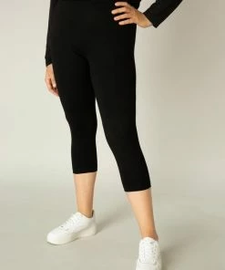 BASE LEVEL CURVY Audrey Legging - Black - Maat 3(52) 9 BASE LEVEL CURVY Audrey Legging - Black - Maat 3(52) -beenmode Verkoop 550x753 9