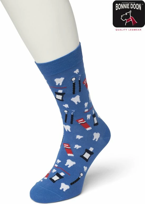 Bonnie Doon Dames Sokken Met Tandarts Print Maat 36/42 Blauw - Thema Sokken - Tandheelkundige - Mondhygienist - Cadeau Sokken - Zacht Katoen Met Gladde Teennaad - Comfortabel - Perfect Cadeau - French Blue - BT991107 1 Bonnie Doon Dames Sokken Met Tandarts Print Maat 36/42 Blauw - Thema Sokken - Tandheelkundige - Mondhygienist - Cadeau Sokken - Zacht Katoen Met Gladde Teennaad - Comfortabel - Perfect Cadeau - French Blue - BT991107