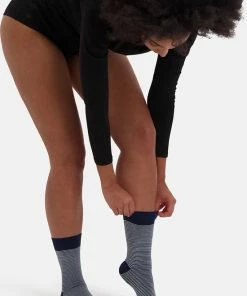 Bamboo Basics - Bamboe Sokken Beau (3-pack) Unisex - Navy Gestreept - 35-40 -beenmode Verkoop 550x790 5